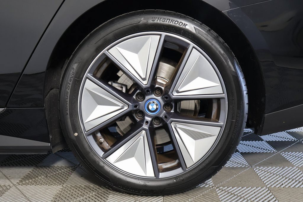 Used 2023 BMW i4 eDrive40 w/ Premium Package RWD image 16
