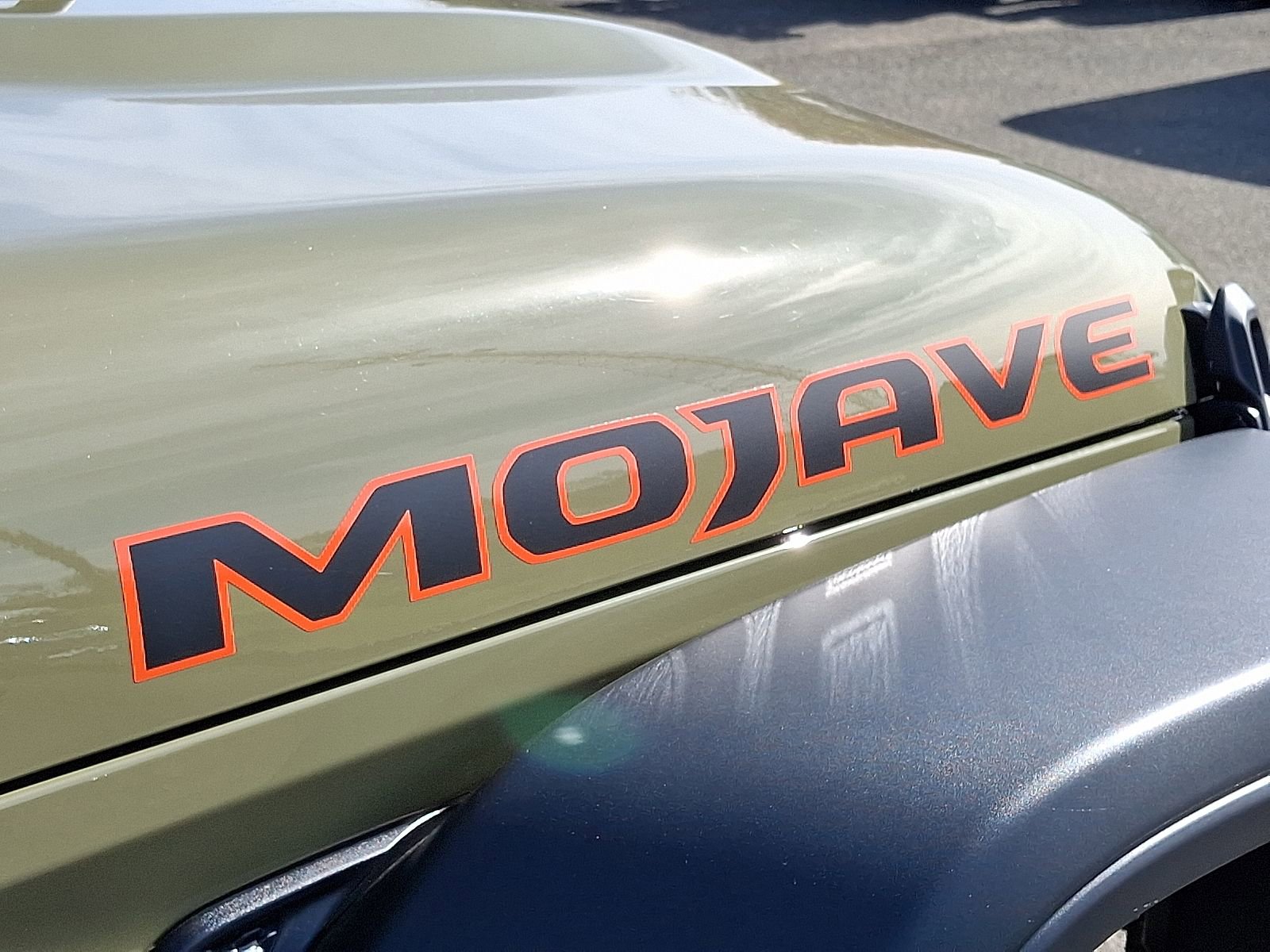 New 2025 Jeep Gladiator Mojave w/ Safety Group AWD/4WD image 13