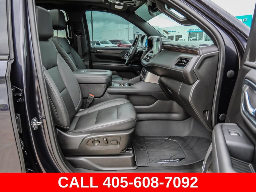 Used 2023 Chevrolet Suburban Z71 w/ Off-Road Capability Package AWD/4WD image 16