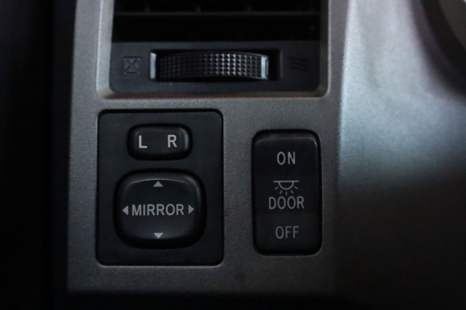 Used 2012 Toyota Tundra 2WD Double Cab image 31