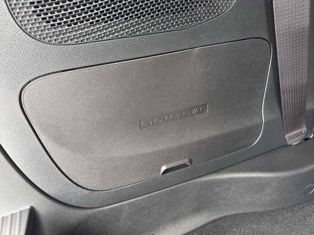 New 2026 Chrysler Pacifica Pinnacle image 48