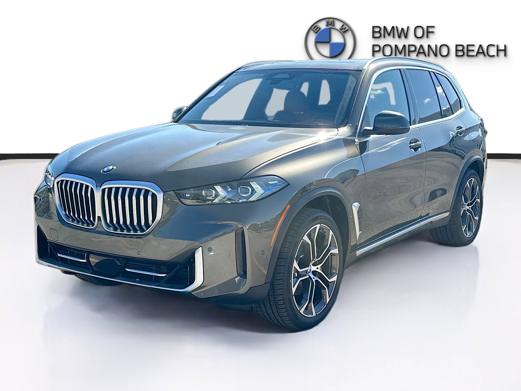 New 2026 BMW X5 sDrive40i RWD image 3