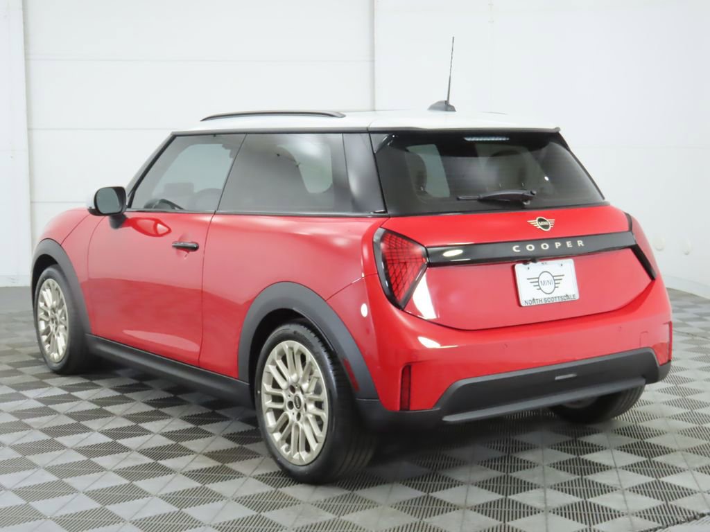 Used 2026 MINI Cooper 2-Door Hardtop FWD image 8