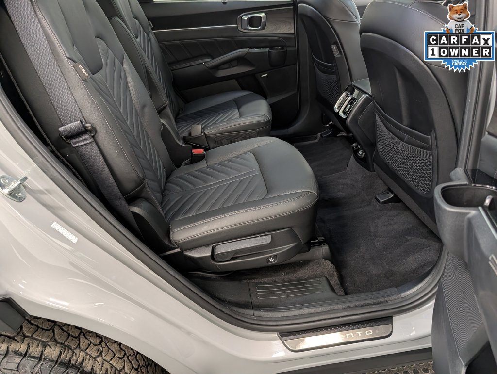 Certified 2024 Kia Sorento SX Prestige AWD/4WD image 33