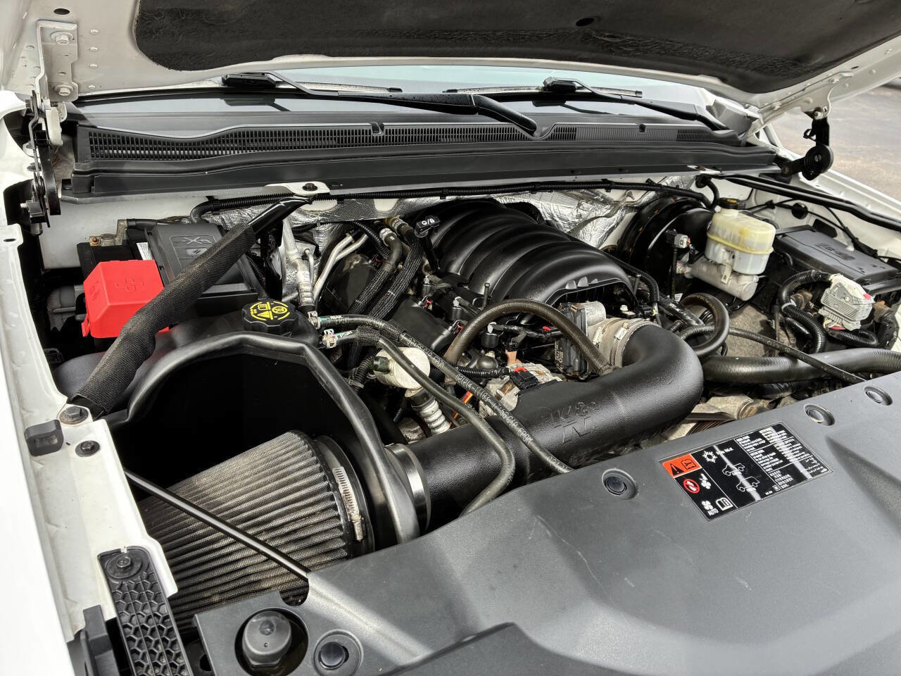 Used 2015 Chevrolet Suburban LT w/ Luxury Package AWD/4WD image 14