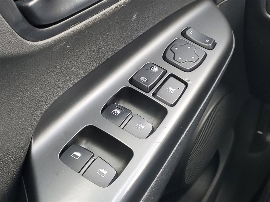 Used 2020 Hyundai Kona SEL image 15