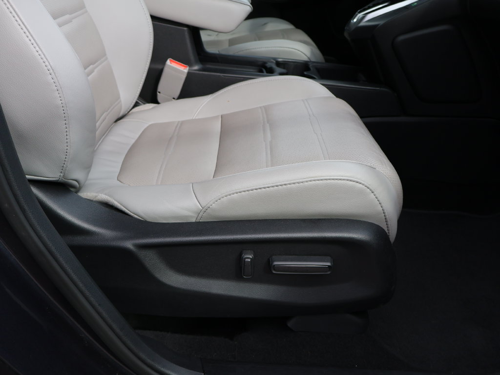 Certified 2018 Honda CR-V Touring image 10