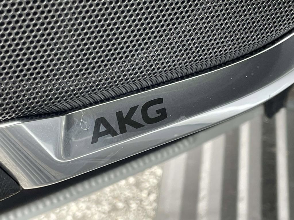 New 2026 Cadillac Escalade ESV Sport w/ Touring Package image 19