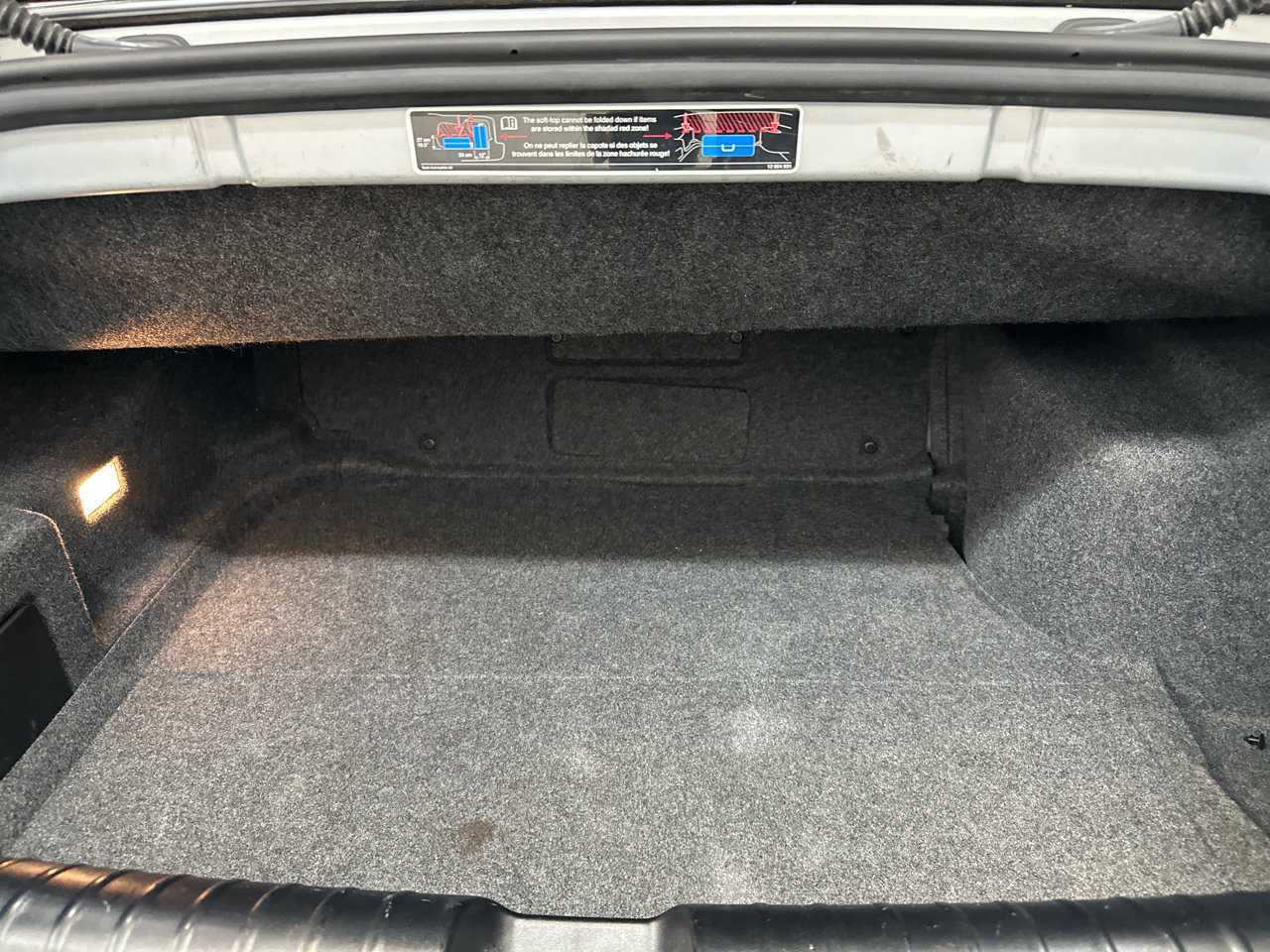 Used 2008 Saab 9-3 2.0T w/ Premium Package image 31