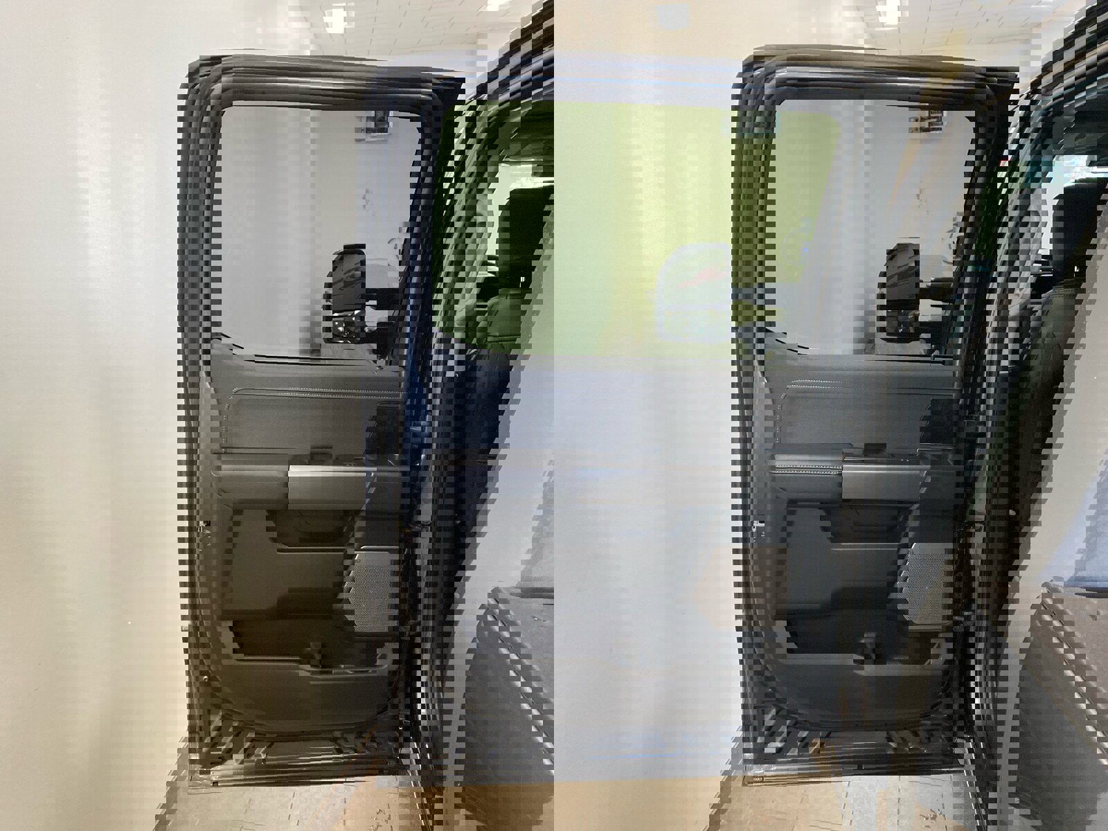 New 2026 Ford F250 Lariat w/ Lariat Ultimate Package image 8