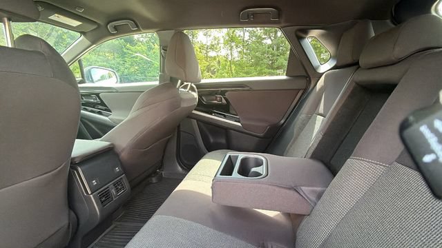 Used 2024 Subaru Solterra AWD/4WD image 30