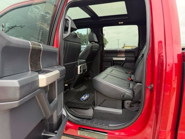 Used 2022 Ford F350 Lariat w/ Black Appearance Package AWD/4WD image 15