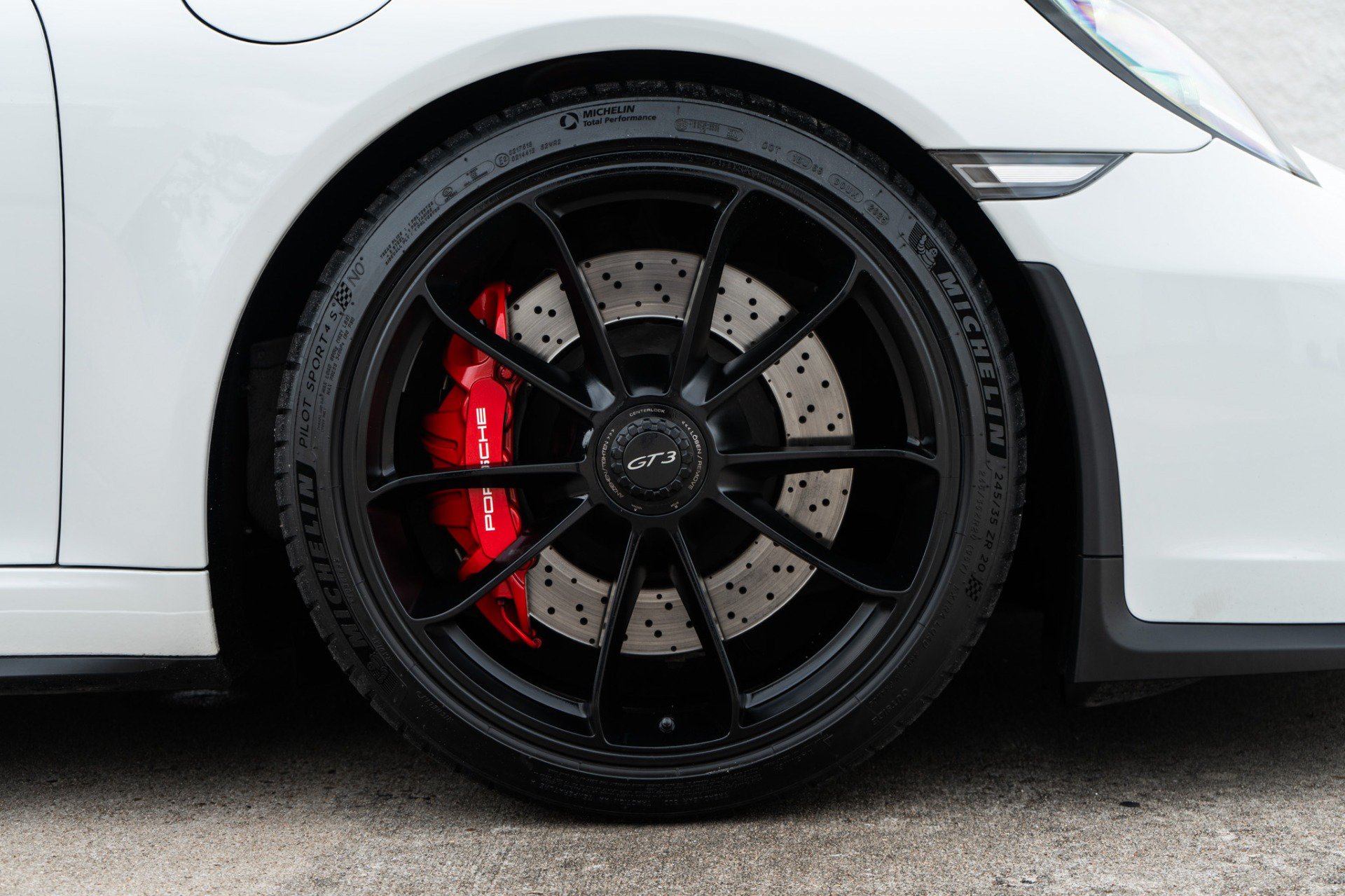 Used 2018 Porsche 911 GT3 RWD image 36
