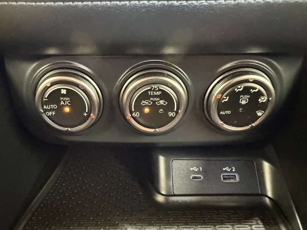 Used 2024 Nissan Z NISMO w/ Floor Mat Package RWD image 31