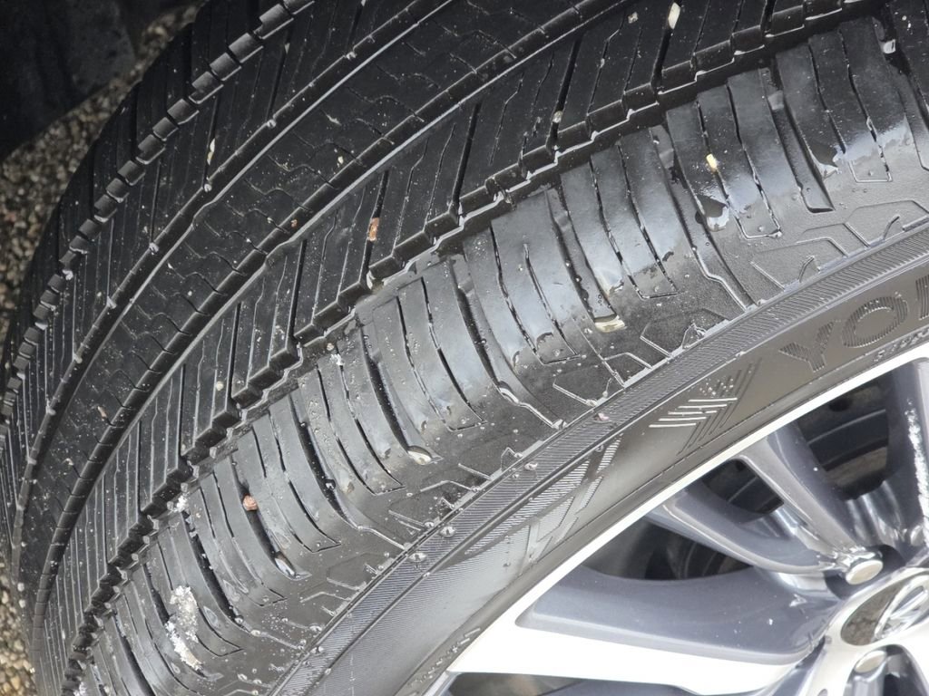 Used 2023 INFINITI QX60 Sensory w/ Cargo Package image 20