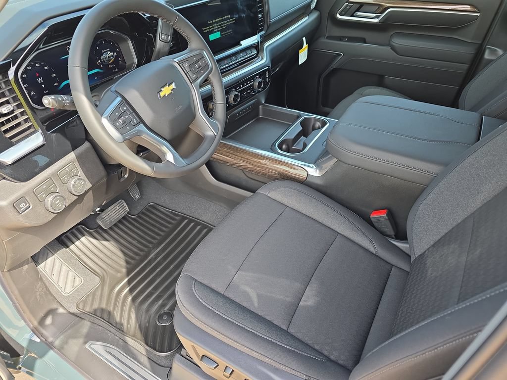 New 2026 Chevrolet Silverado 3500 LT w/ Convenience Package AWD/4WD image 15