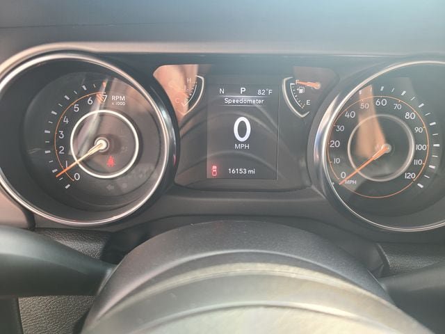 Used 2023 Jeep Gladiator Sport AWD/4WD image 14
