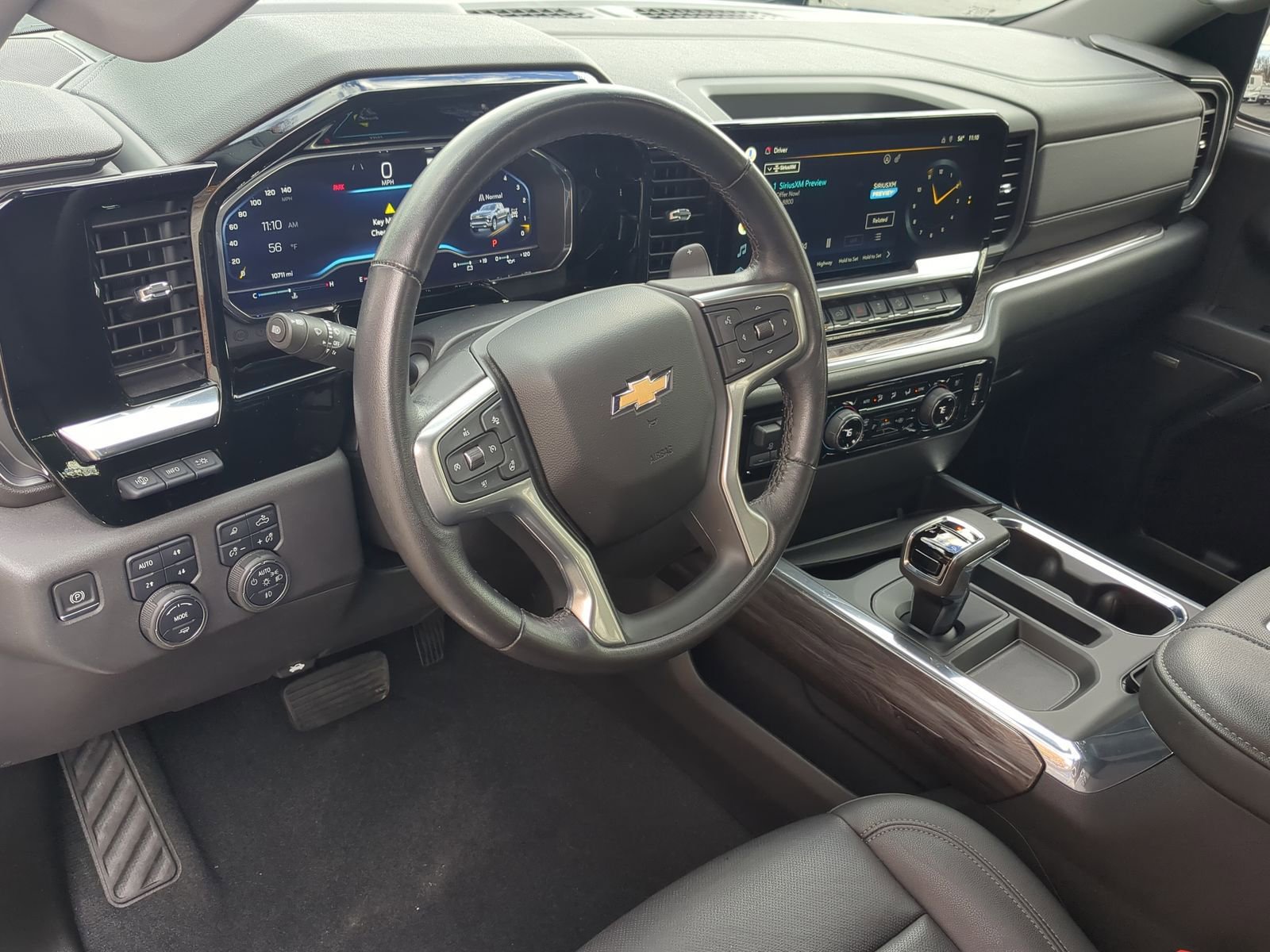 Used 2022 Chevrolet Silverado 1500 LTZ w/ LTZ Premium Package image 11