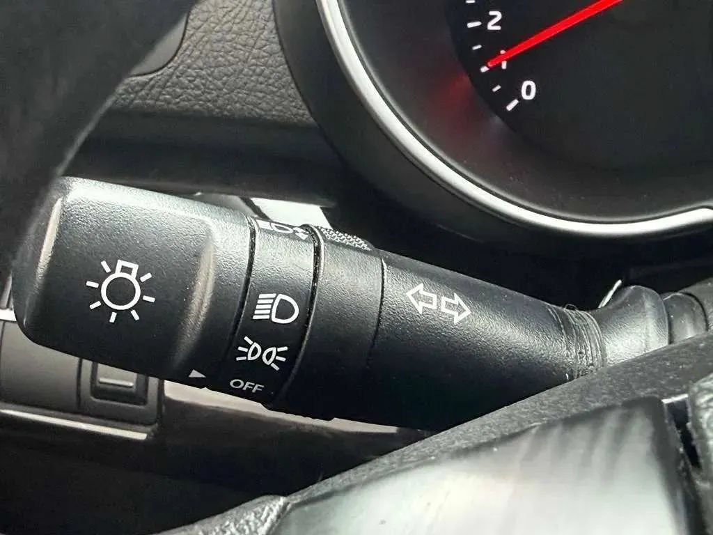 Used 2015 Kia Sorento LX FWD image 13