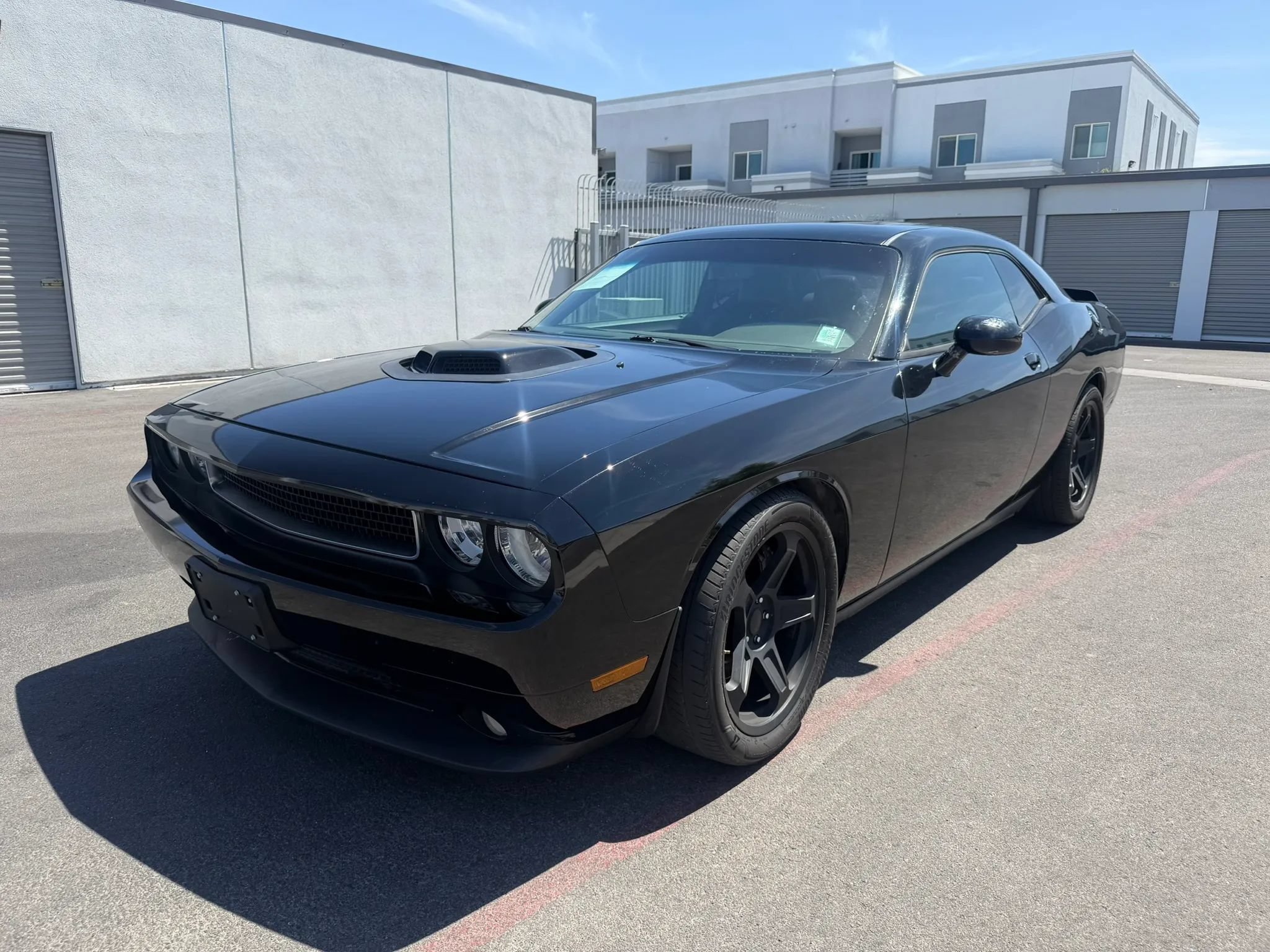 Used 2014 Dodge Challenger R/T RWD image 2