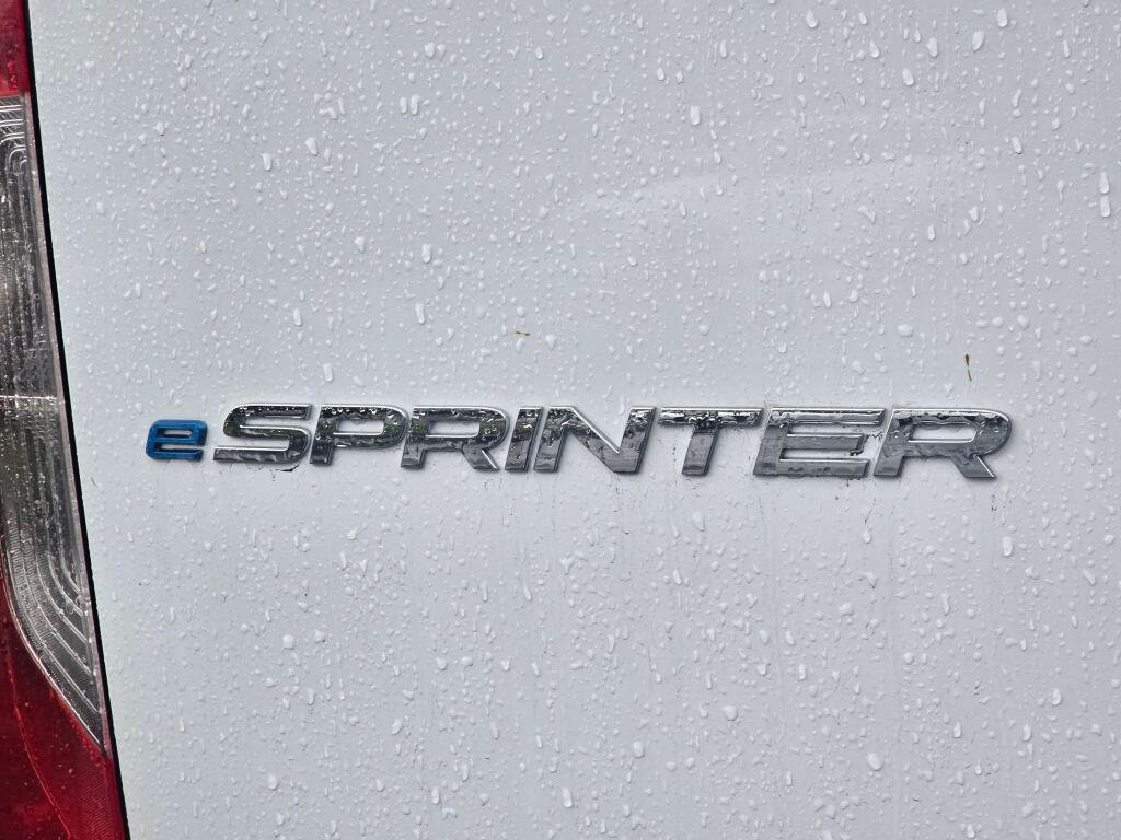 New 2025 Mercedes-Benz eSprinter 170 Cargo image 16