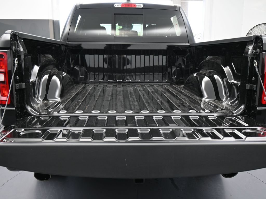 Used 2026 RAM 1500 Laramie w/ Night Edition AWD/4WD image 32