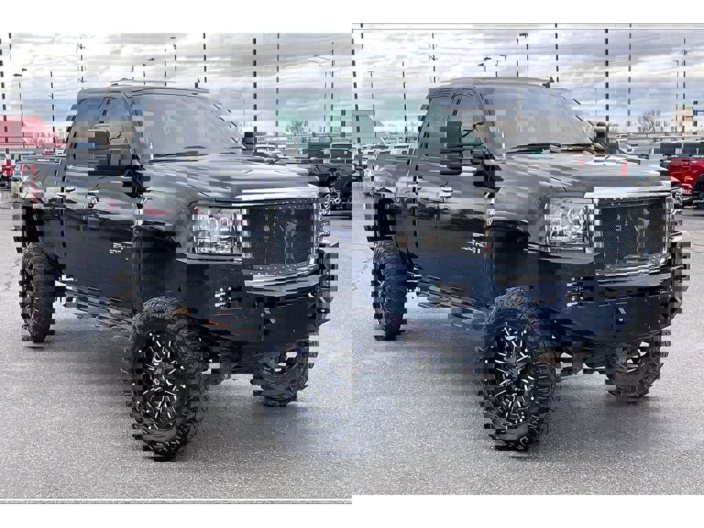 Used 2007 GMC Sierra 2500 SLT w/ Convenience Package image 2