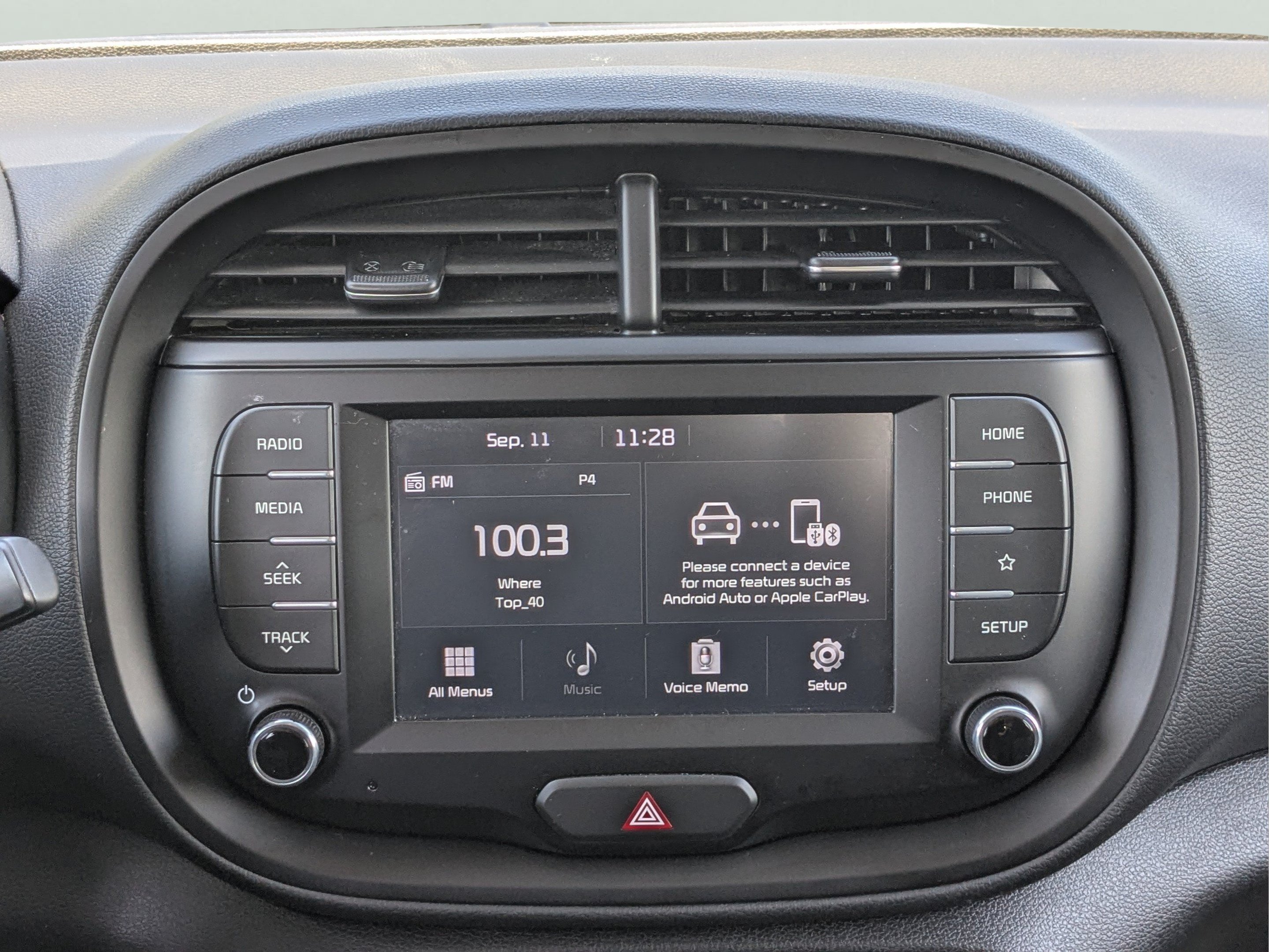 Used 2020 Kia Soul LX FWD image 15