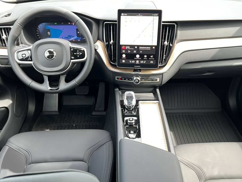 New 2026 Volvo XC60 B5 Plus AWD/4WD image 10