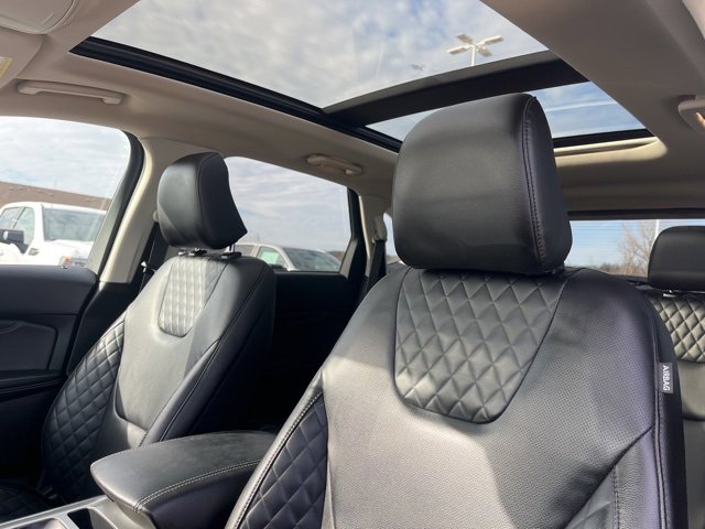 Used 2024 Ford Edge Titanium w/ Equipment Group 301A image 14