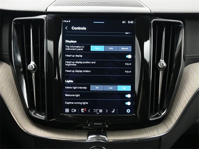 Used 2022 Volvo XC60 B5 Inscription w/ Advanced Package image 19