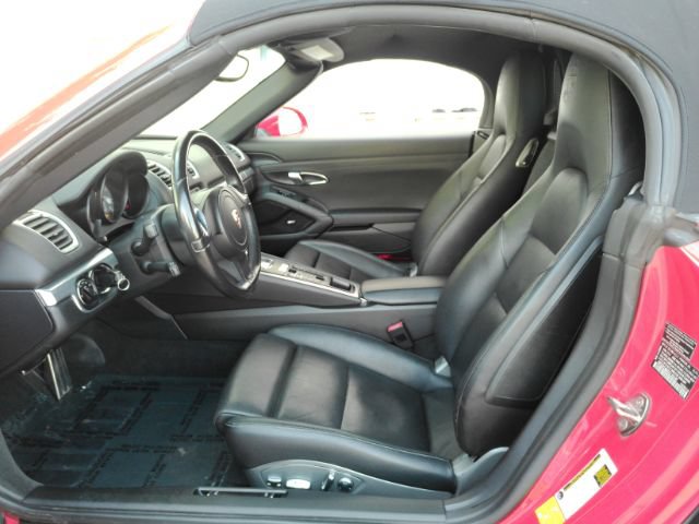 Used 2013 Porsche Boxster S RWD image 16