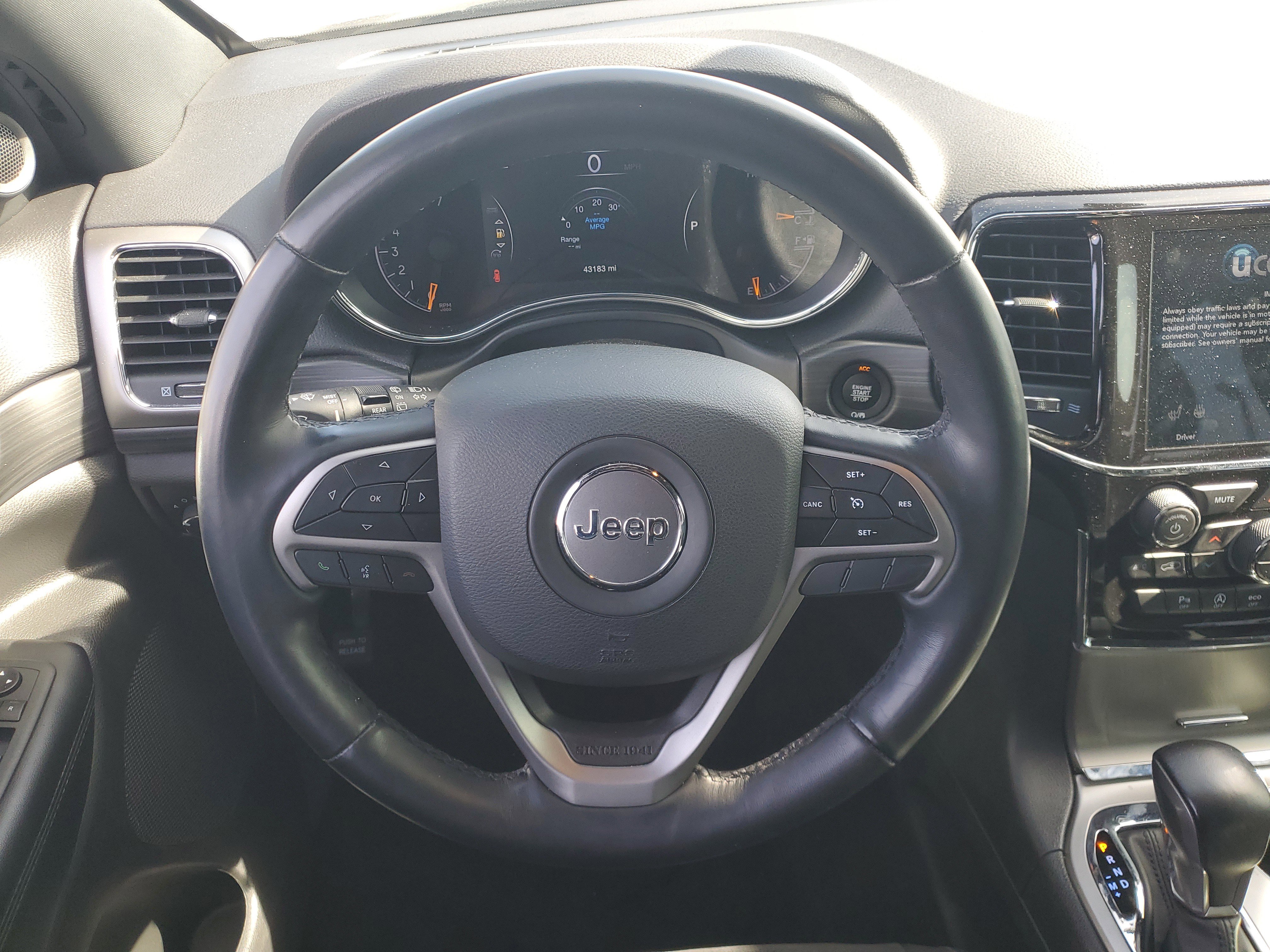 Used 2022 Jeep Grand Cherokee Laredo X image 17