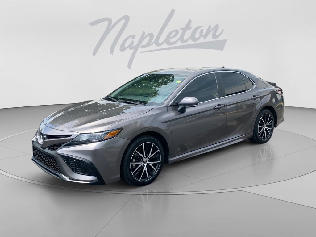 Used 2024 Toyota Camry SE w/ Convenience Package FWD video 1