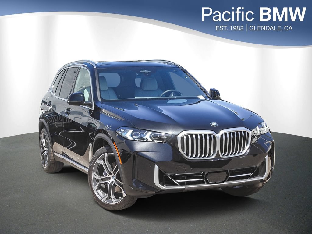 New 2026 BMW X5 xDrive40i w/ Premium Package