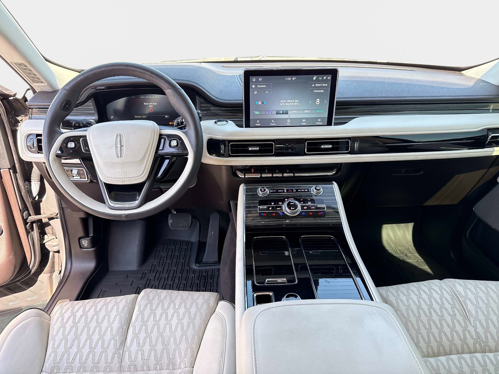 Used 2023 Lincoln Aviator Black Label w/ Dynamic Handling Package image 20
