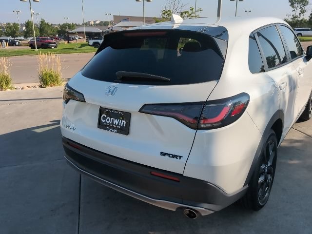 Used 2024 Honda HR-V Sport image 8