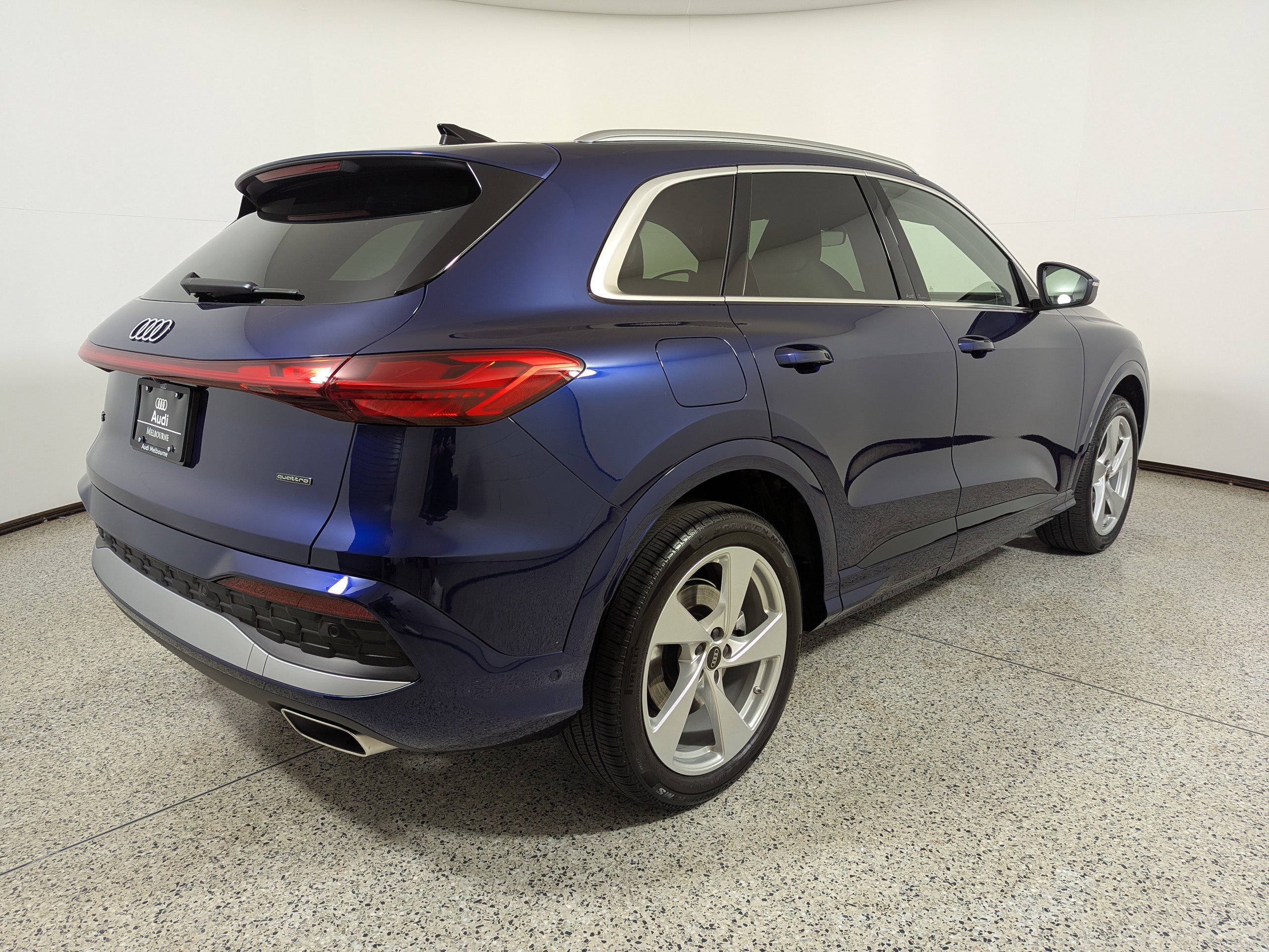 Certified 2025 Audi Q5 Prestige image 7