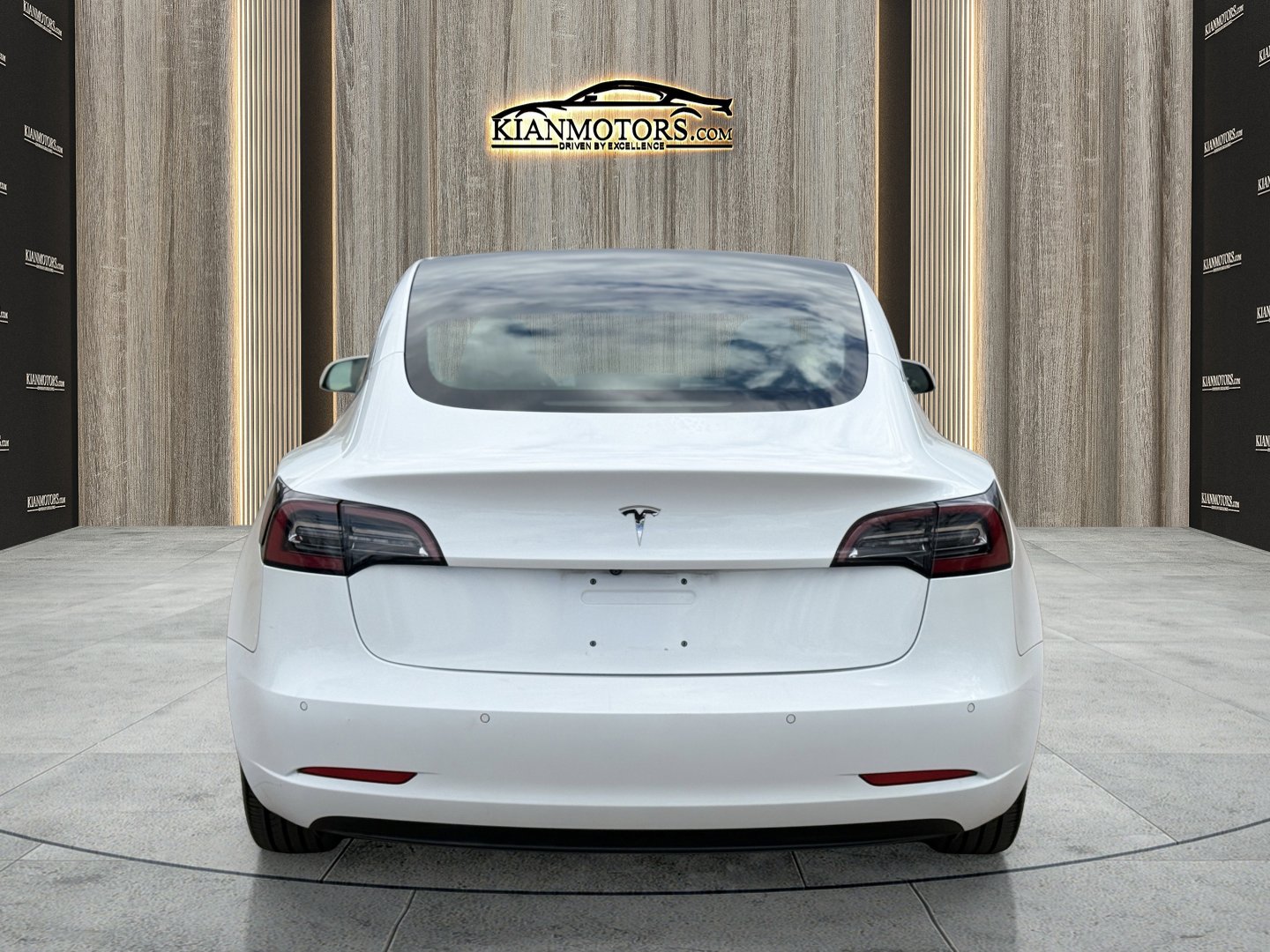 Used 2018 Tesla Model 3 Mid Range image 6