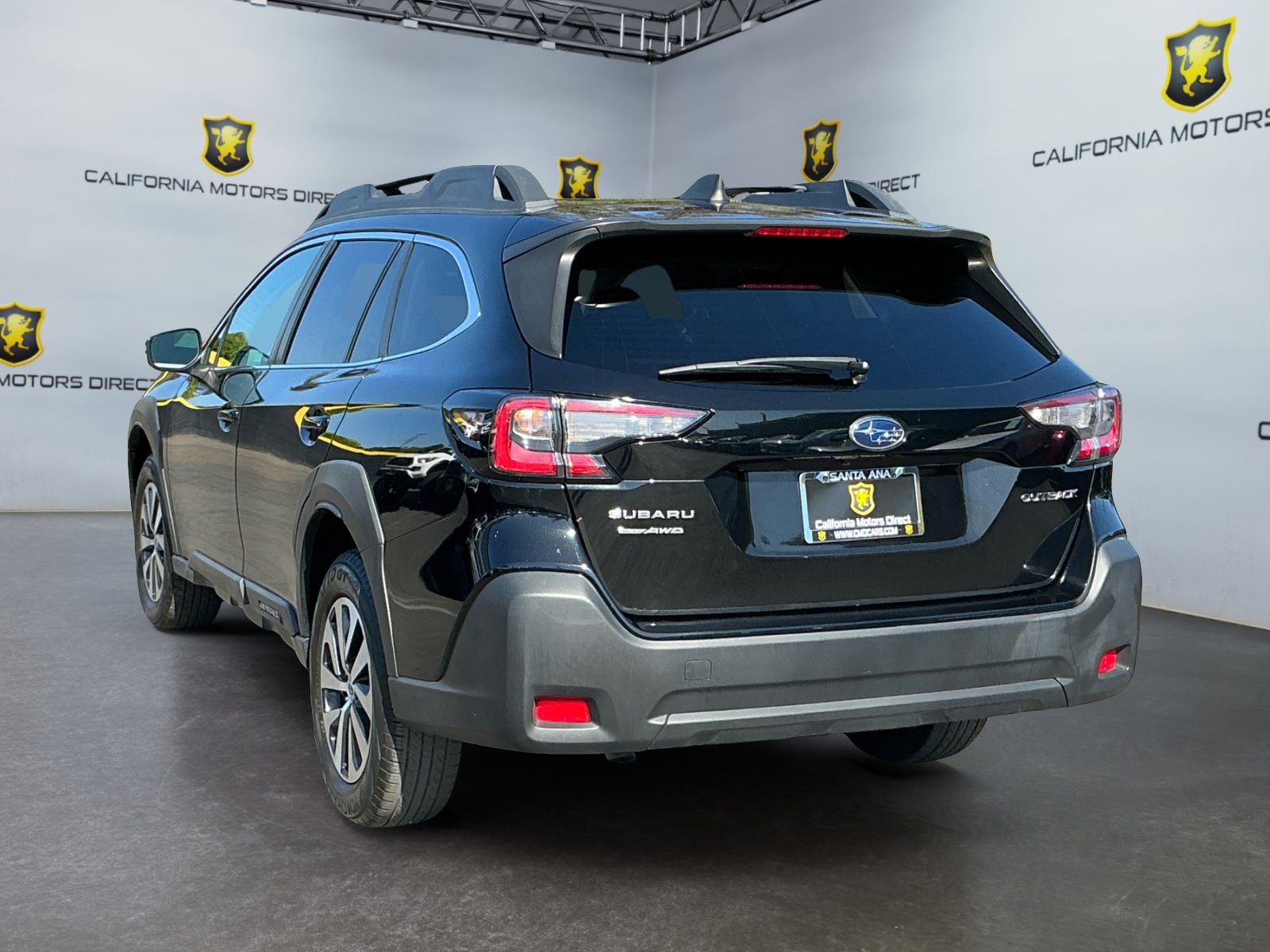 Used 2023 Subaru Outback Premium AWD/4WD image 7