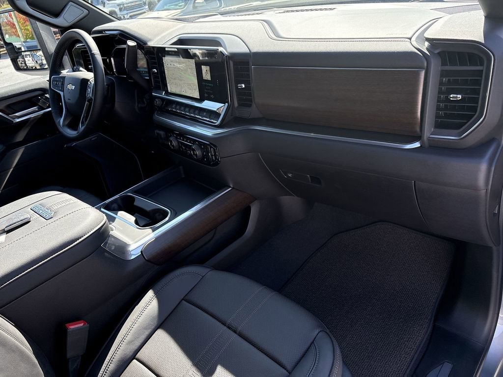New 2026 Chevrolet Silverado 3500 High Country image 31