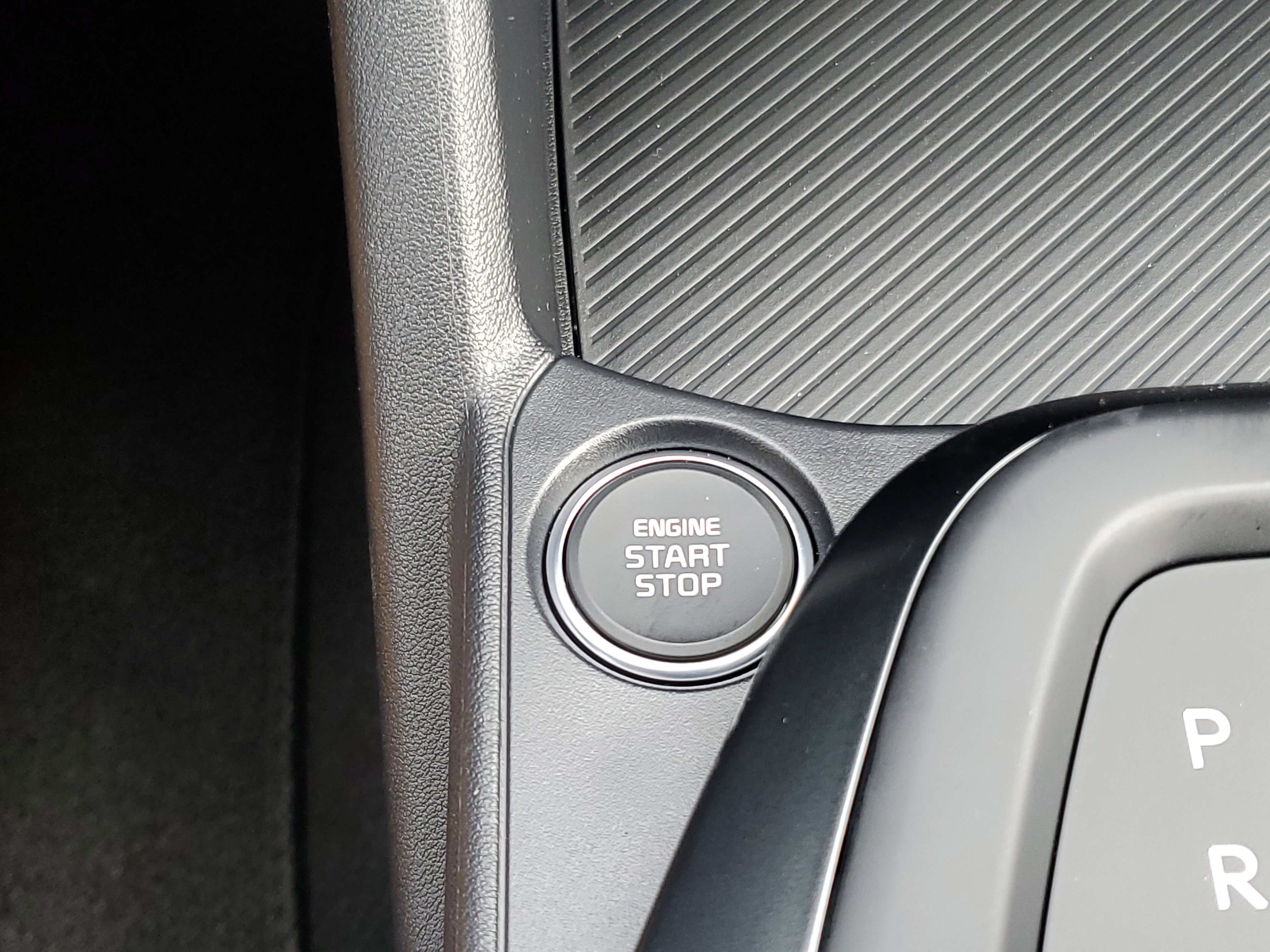 New 2025 Kia K4 LXS image 30