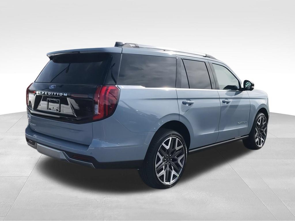 New 2026 Ford Expedition Platinum w/ Platinum Ultimate Package AWD/4WD image 8