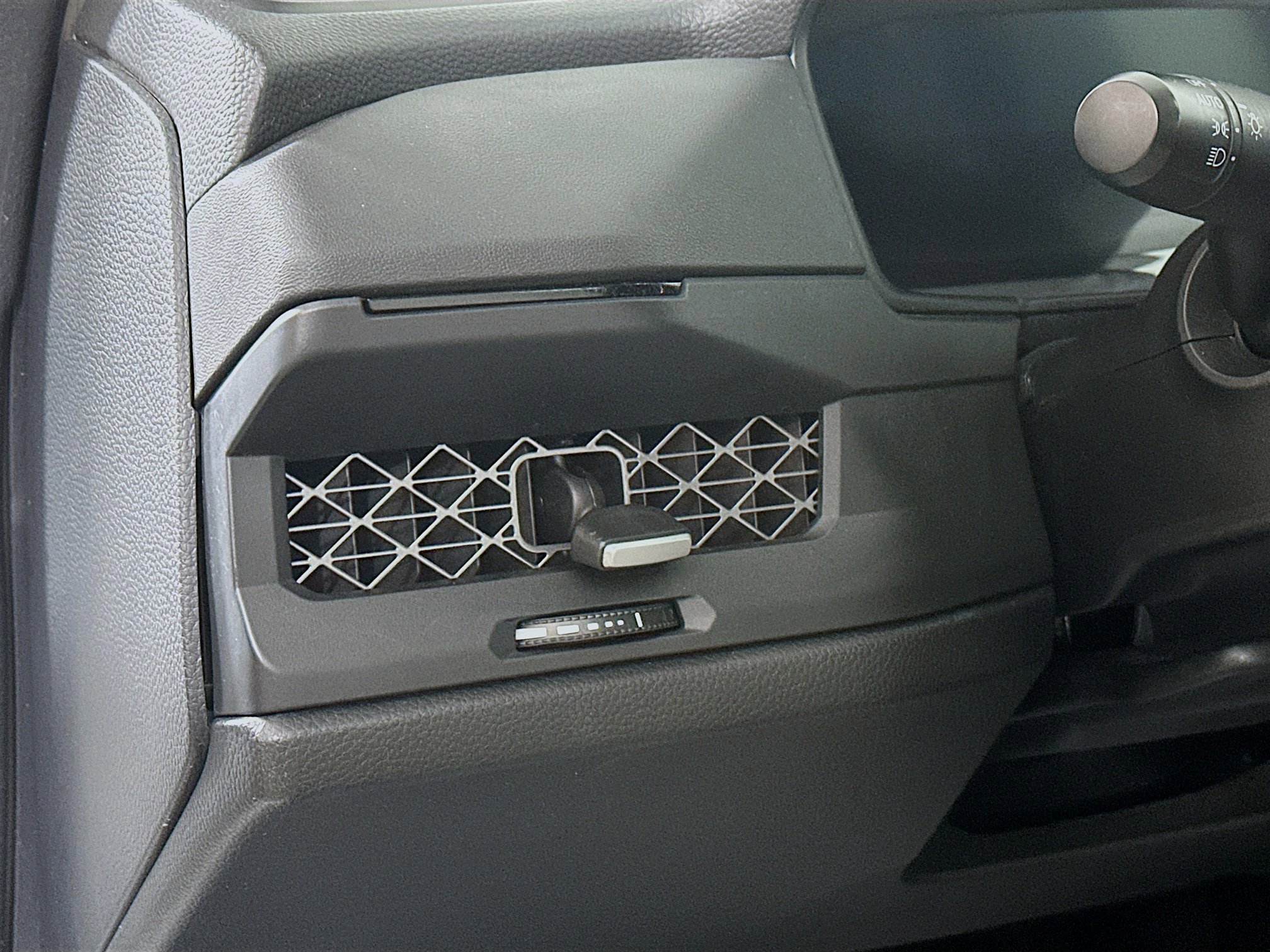 Certified 2023 Honda Accord EX image 10