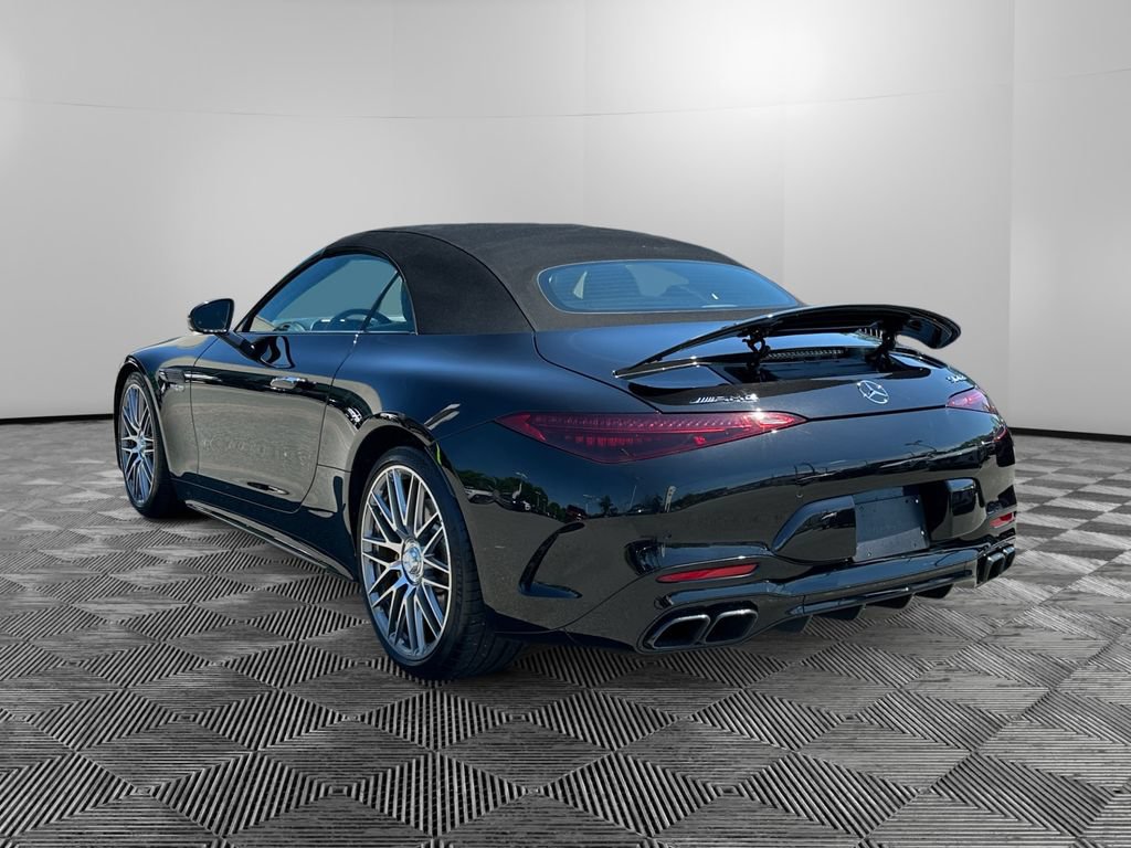 Used 2022 Mercedes-Benz SL 63 AMG 4MATIC w/ Driver Assistance Package image 8