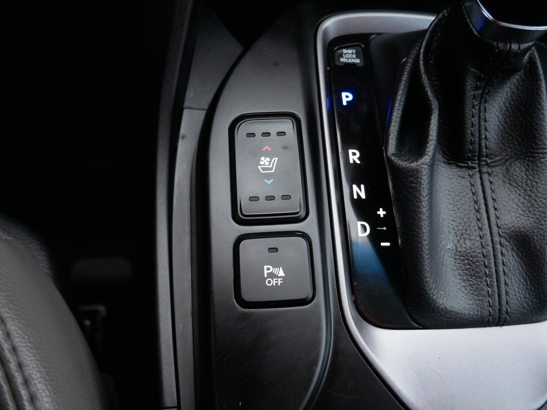 Used 2015 Hyundai Santa Fe Sport w/ Option Group 04 image 31