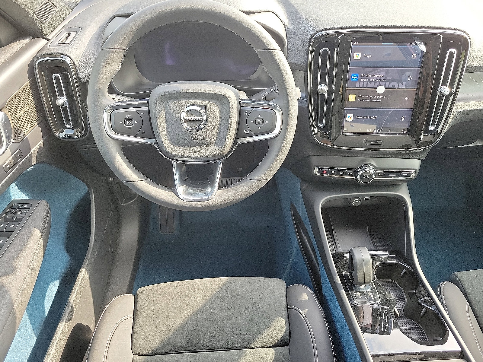Certified 2023 Volvo C40 P8 Recharge Ultimate image 11