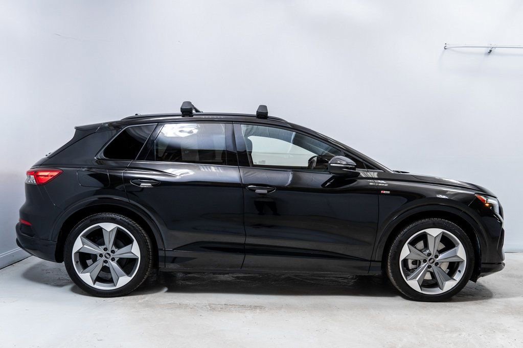 Used 2025 Audi Q4 e-tron Premium Plus w/ Premium Plus image 8