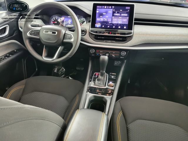 Used 2022 Jeep Compass Sport image 33