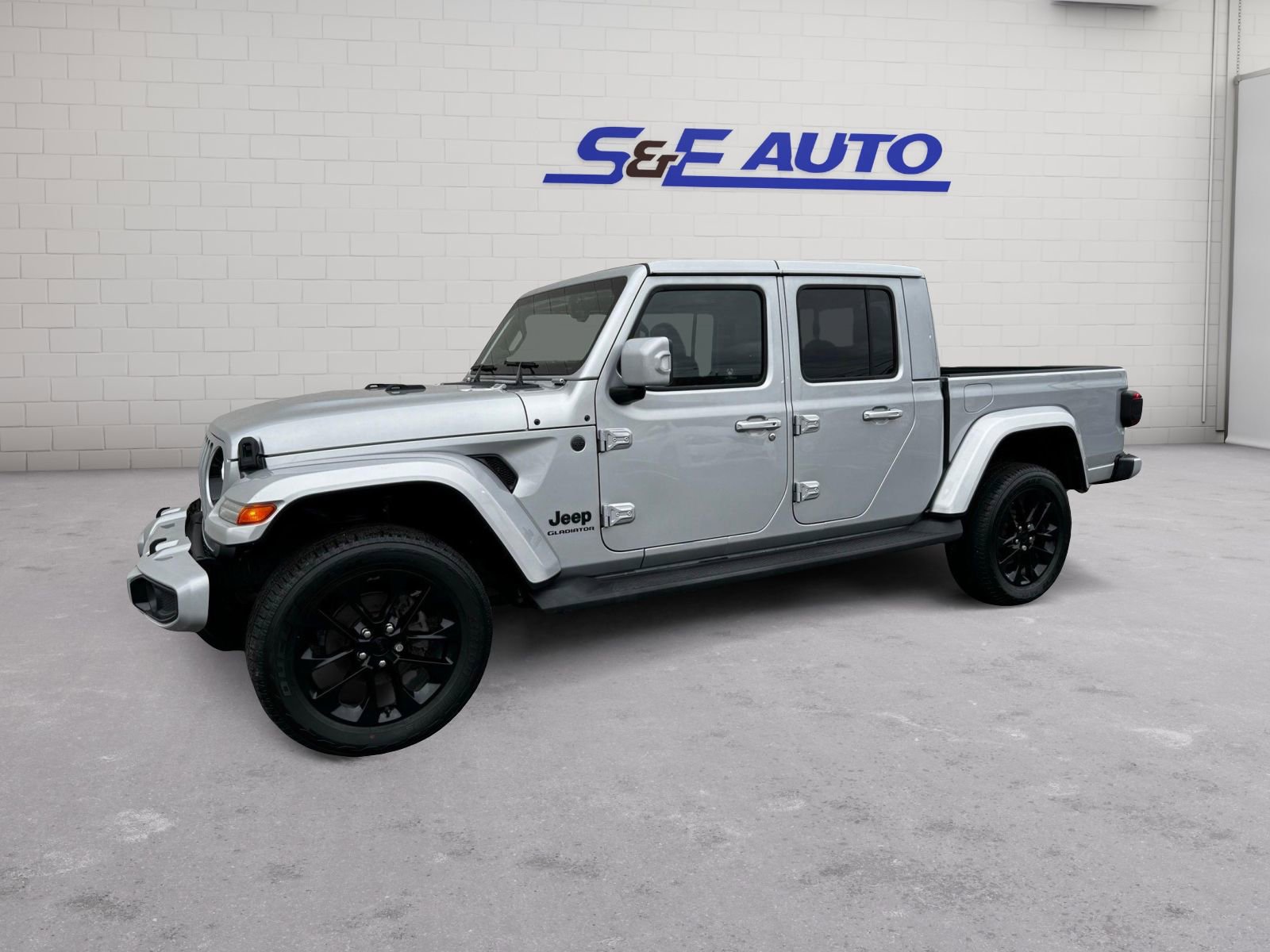 Used 2022 Jeep Gladiator High Altitude image 1